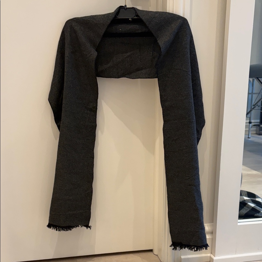 Van Heusen Black Scarf